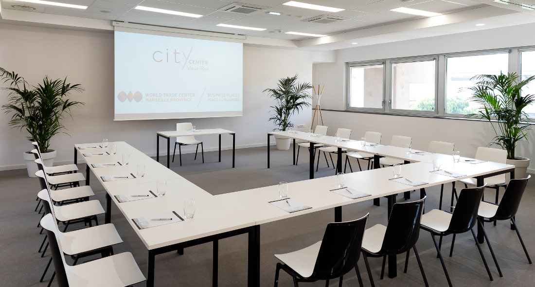 Louez une salle de formation en plein coeur de Marseille formule clés en main