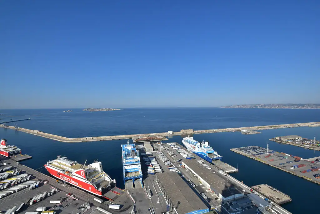 Centre de congrès & centre d'affaires à marseille et Paris